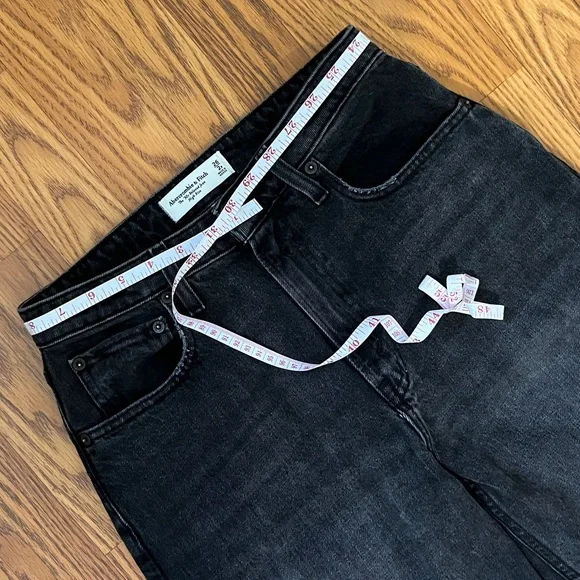 Abercrombie & Fitch Black Straight Leg Jeans - Picture 2 of 7